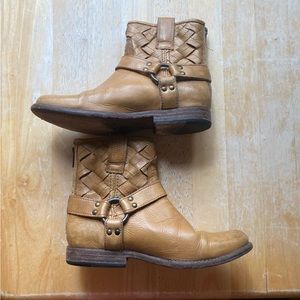 RARE! Frye Booties Size 7